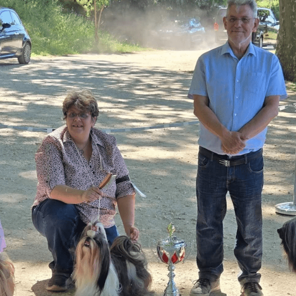 Photo d'Ashley qui remporte le Best In Show lors de la régionale CCTF 2026